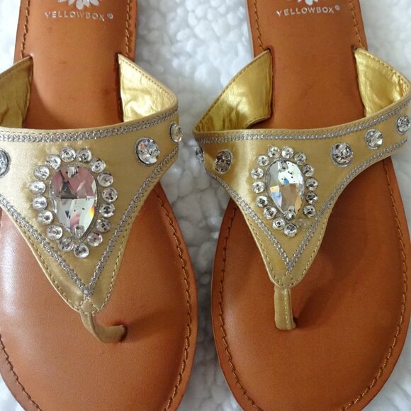 Yellow Box thong sandals Silver and Gold Crystals NIB sz8.5 - Picture 4 of 7